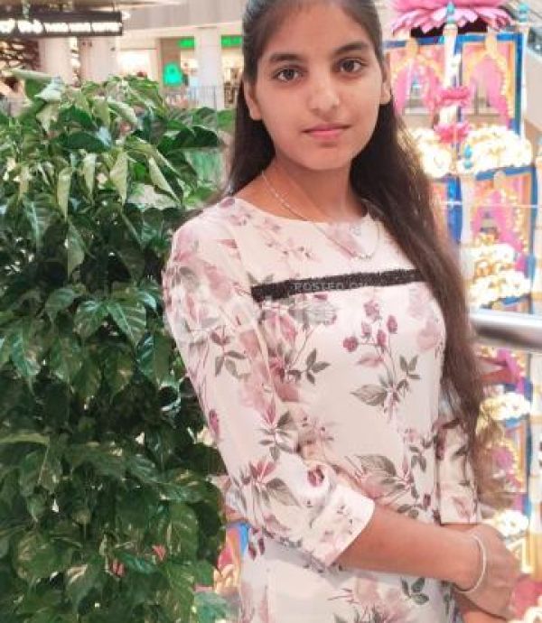 I am kavya independent girl banglore cam and meet available